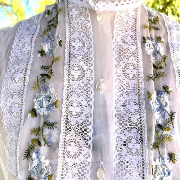 Vintage Negligee Lingerie Sheer White & Blue Embroidered Nightgown Set - Size M - Picture 9 of 12